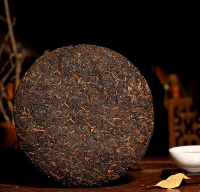 云南特产普洱熟茶砖普洱熟茶饼陈香高档宫廷普普洱茶滇红茶缩略图 4